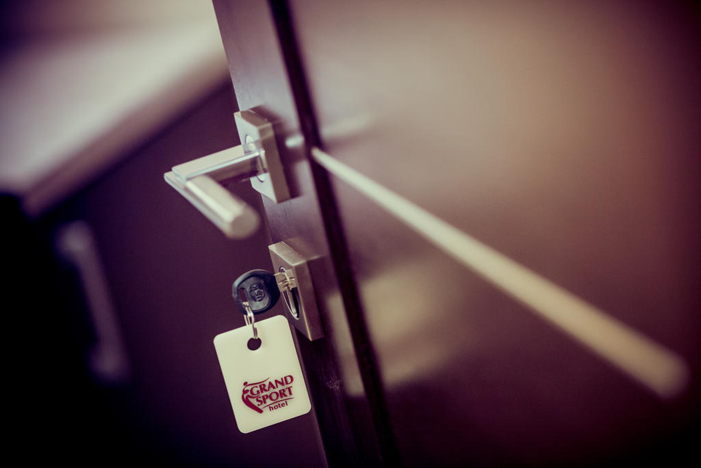 Grand Sport Hotel Brovary Værelse billede
