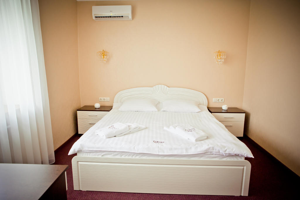 Grand Sport Hotel Brovary Værelse billede