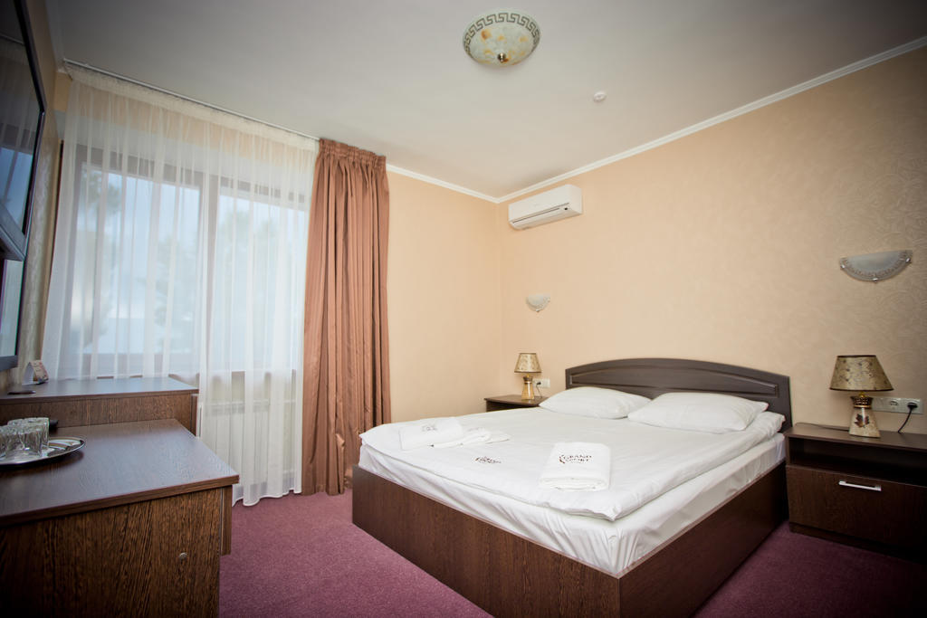Grand Sport Hotel Brovary Værelse billede