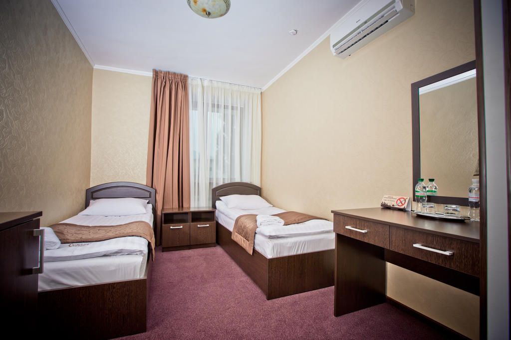 Grand Sport Hotel Brovary Værelse billede