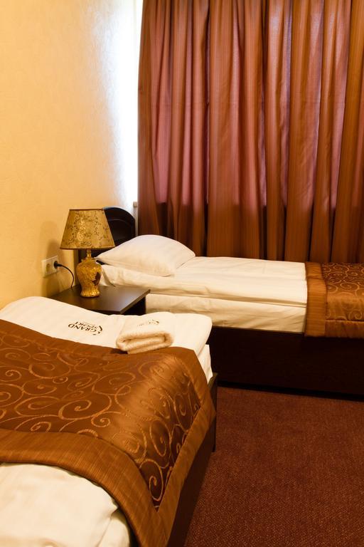Grand Sport Hotel Brovary Værelse billede