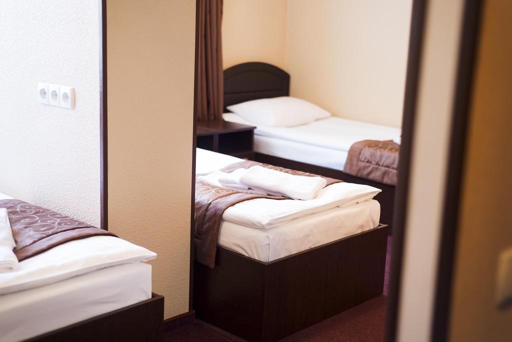 Grand Sport Hotel Brovary Eksteriør billede
