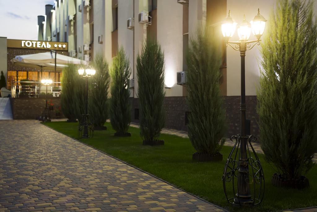 Grand Sport Hotel Brovary Eksteriør billede