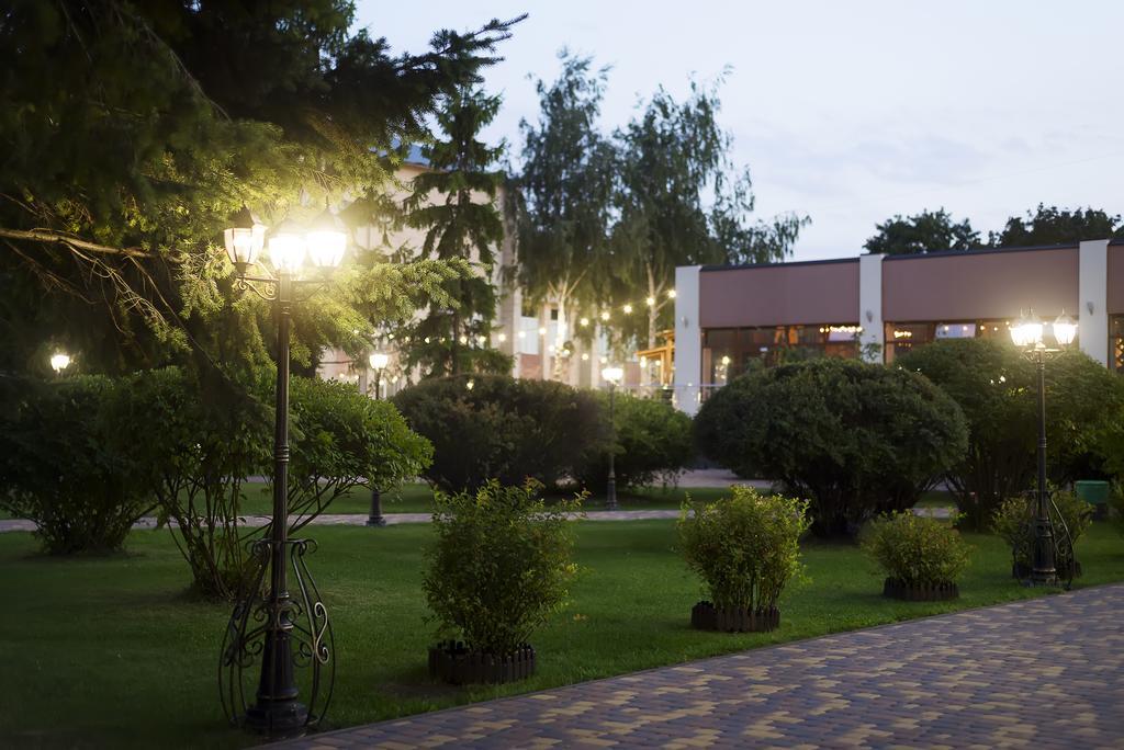 Grand Sport Hotel Brovary Eksteriør billede