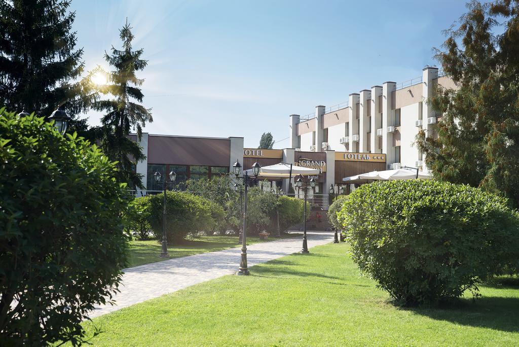 Grand Sport Hotel Brovary Eksteriør billede