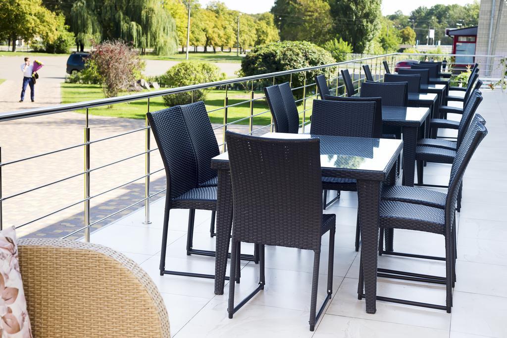 Grand Sport Hotel Brovary Eksteriør billede